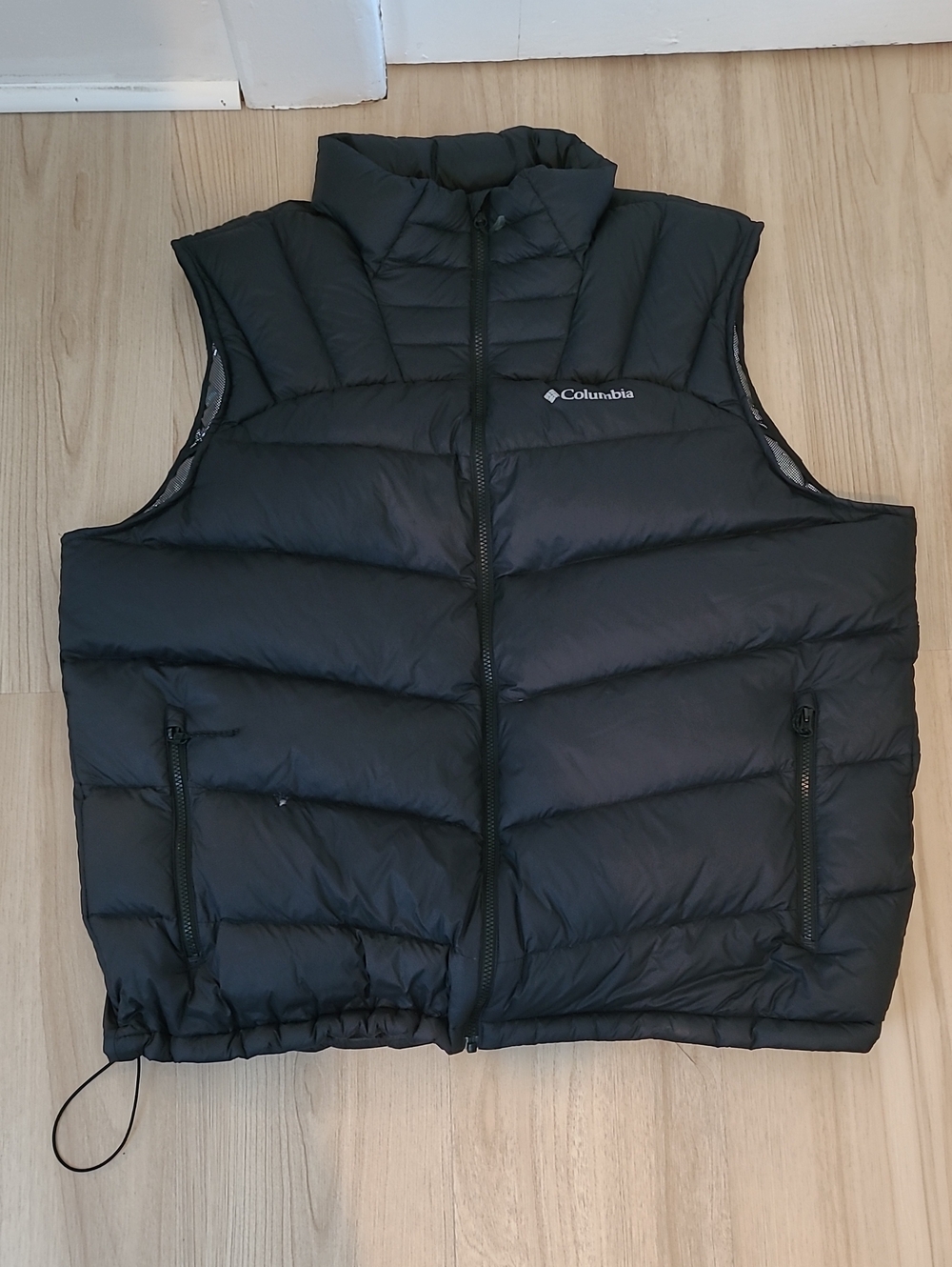 Columbia Men's Black Puffer Vest